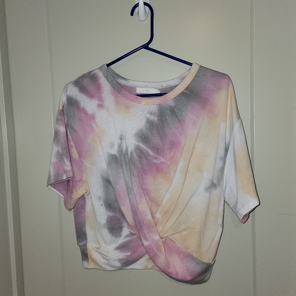 Tie Front Crop